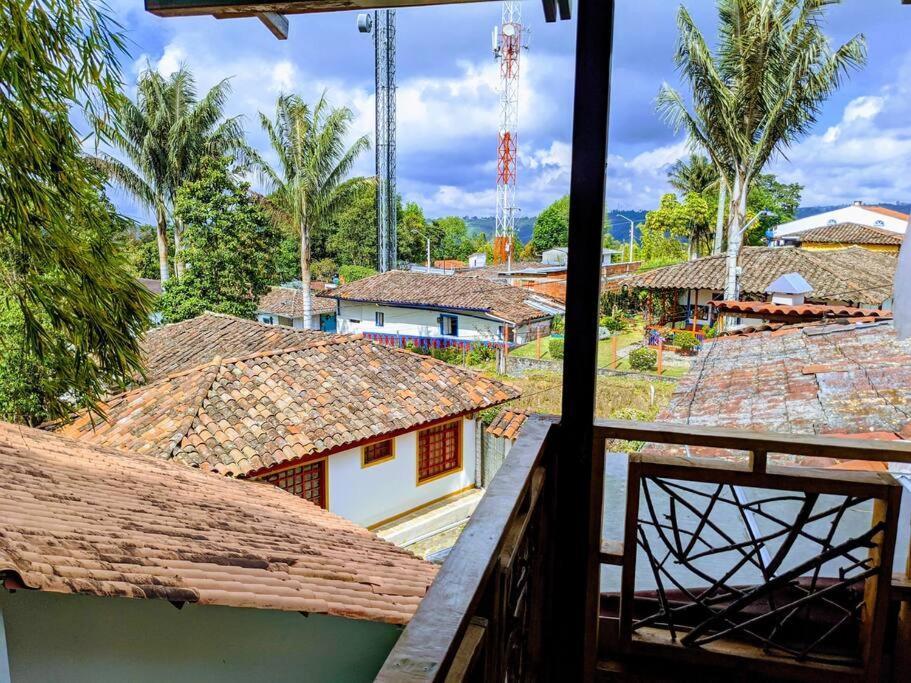 El Encanto Mountain Cabin 萨兰托 外观 照片