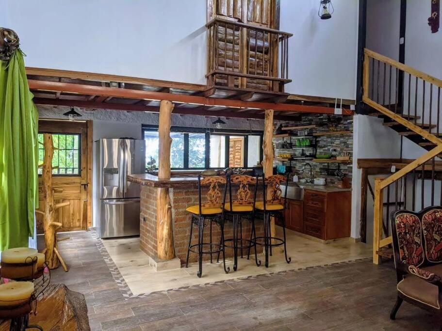 El Encanto Mountain Cabin 萨兰托 外观 照片