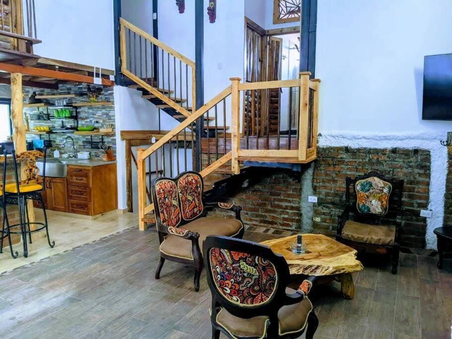 El Encanto Mountain Cabin 萨兰托 外观 照片